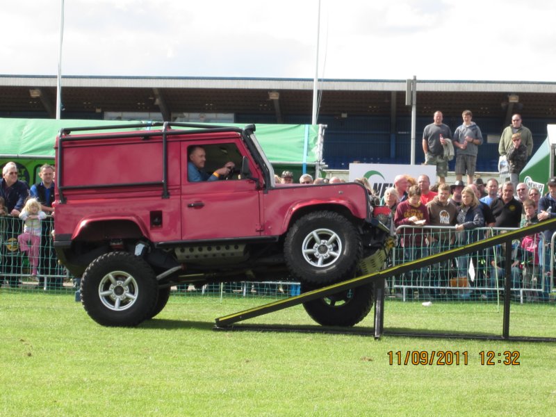 twist_off_lro_peterborough_2011_xtremelandyco15.jpg