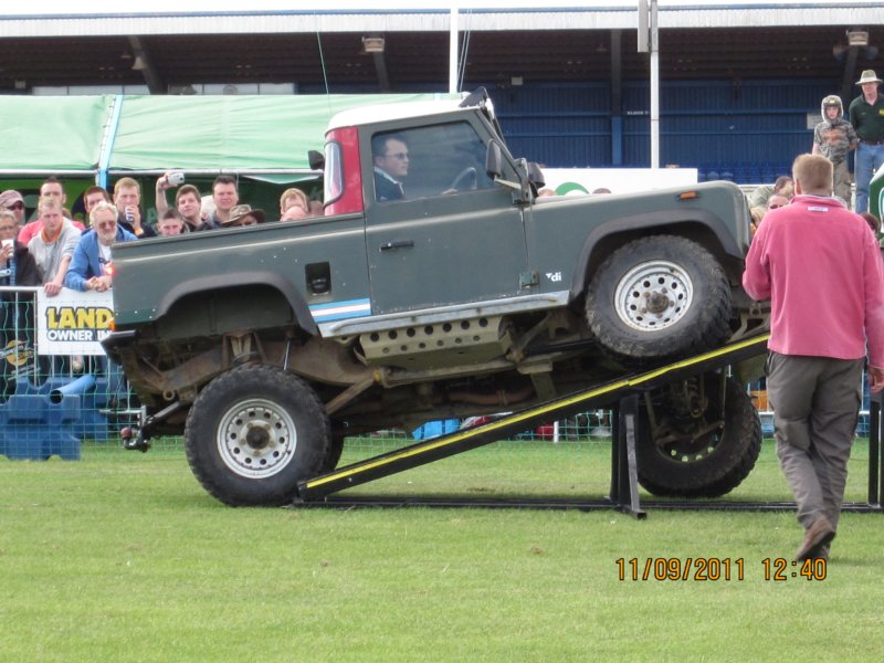 twist_off_lro_peterborough_2011_xtremelandyco18.jpg