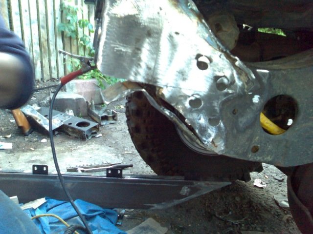 rearwinchcrossmember200637.jpg