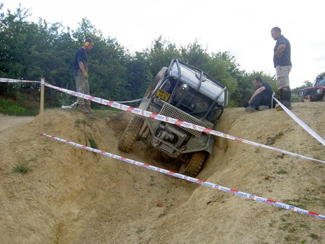c4x4r3tixover210609wwwxtremelandycouk1011.jpg