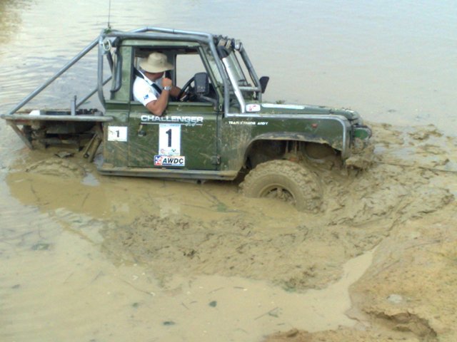 challenger4x4championship2009round3tixover210609120150.jpg