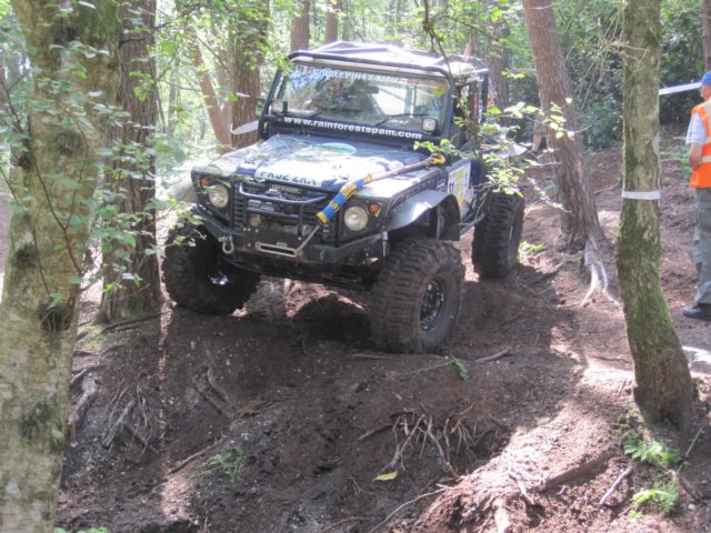 xtremelandycouk_challenger4x4_round3_ringwood_2706201013.jpg