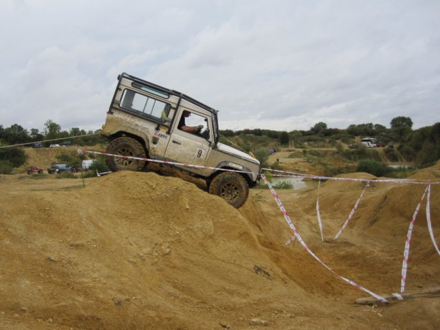 xtremelandycoukch4x4round519092010tixover128.jpg