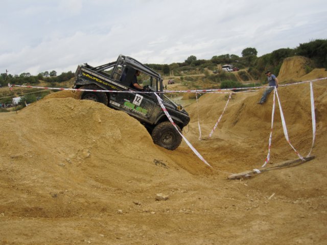 xtremelandycoukch4x4round519092010tixover140.jpg