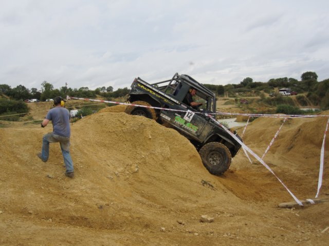 xtremelandycoukch4x4round519092010tixover148.jpg
