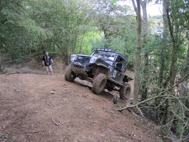 xtremelandycoukch4x4round519092010tixover187.jpg