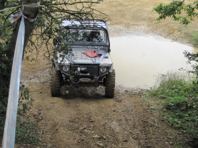 xtremelandycoukch4x4round519092010tixover197.jpg