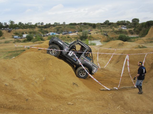 xtremelandycoukch4x4round519092010tixover45.jpg