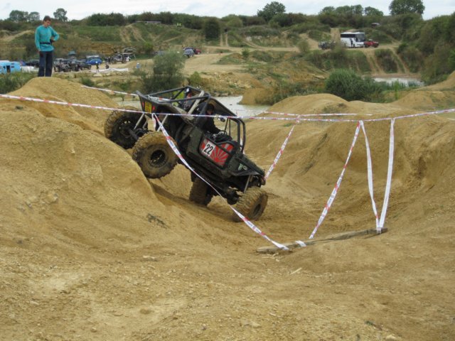 xtremelandycoukch4x4round519092010tixover84.jpg