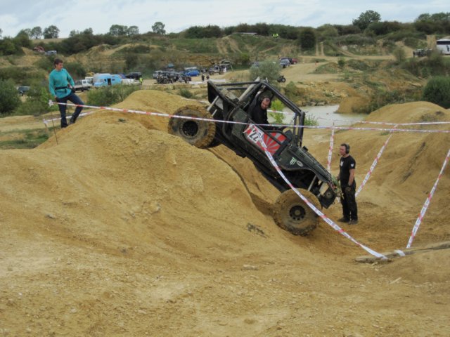 xtremelandycoukch4x4round519092010tixover89.jpg